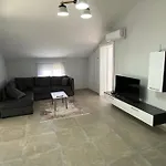 Eagle's Nest Apartamento Shkodër