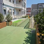 Eagle's Nest Apartamento Shkodër