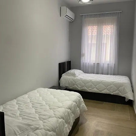 Eagle's Nest Apartman Shkodra