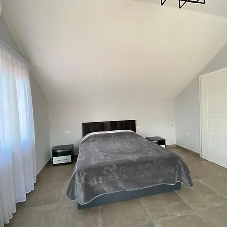 Eagle's Nest Apartment *