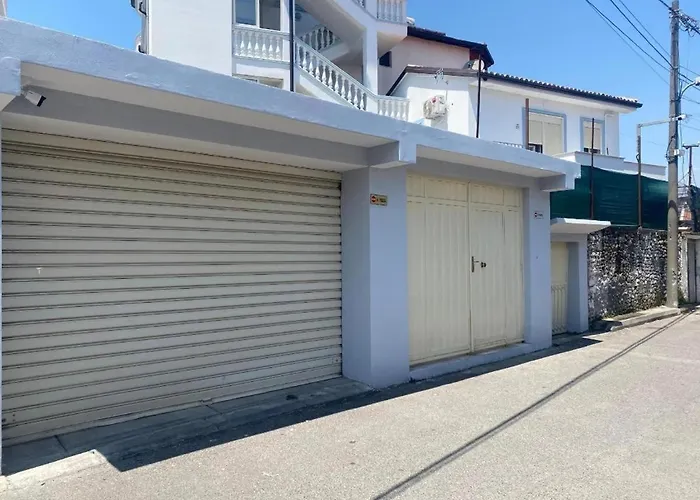 Eagle's Nest Appartement